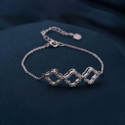 Silver Row Clover Chain Bracelet