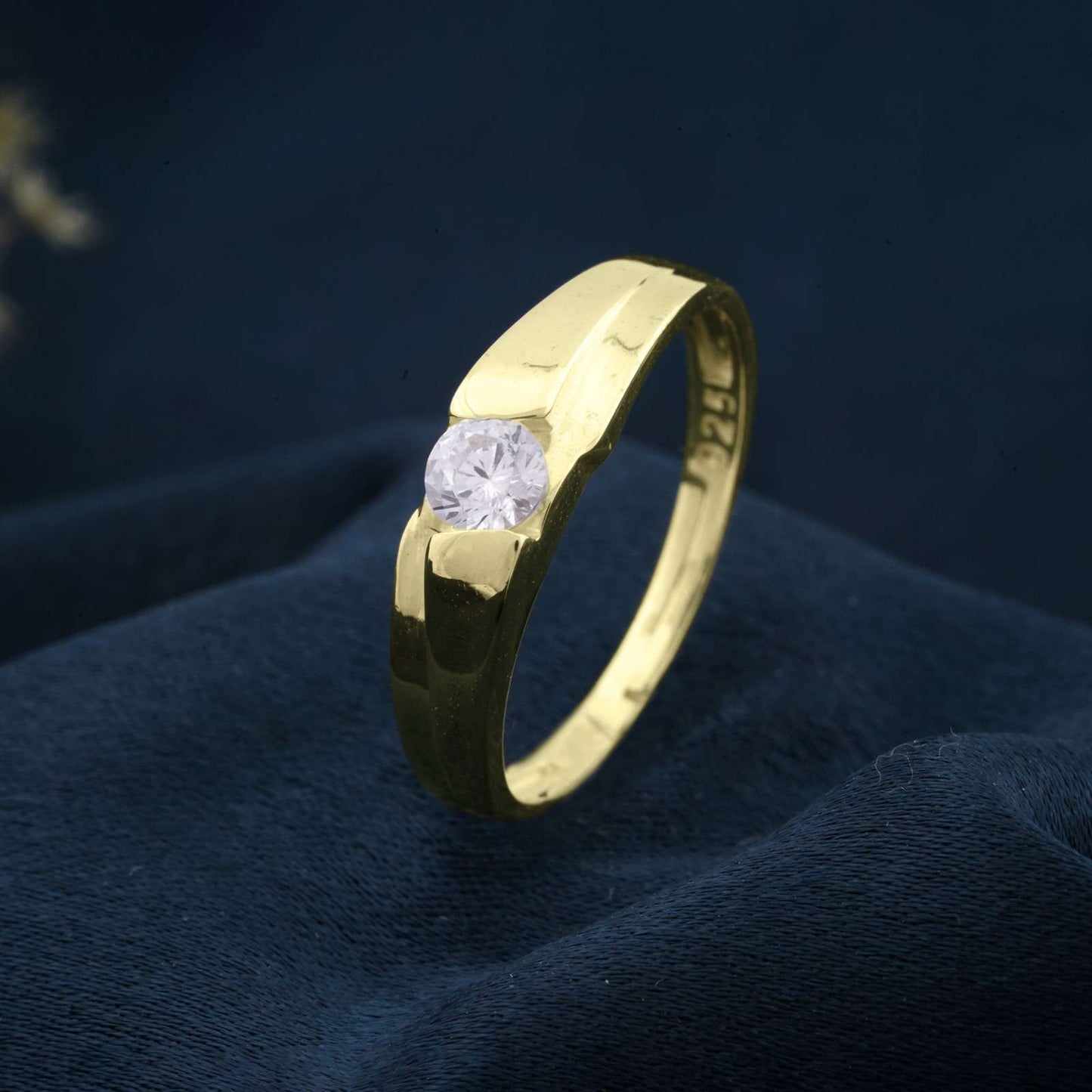 Golden Classic Solitaire Men's Ring