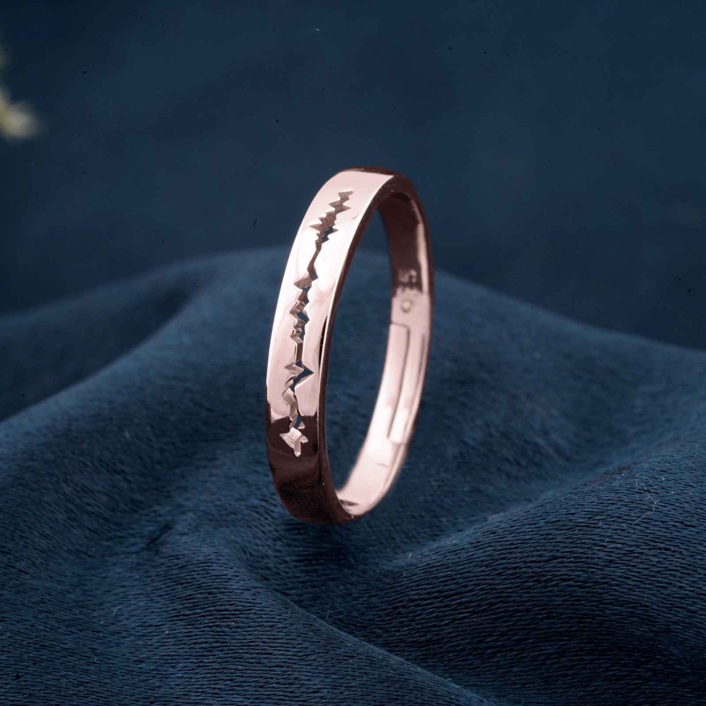 Rose Gold Heart Beat Women's Band Ring