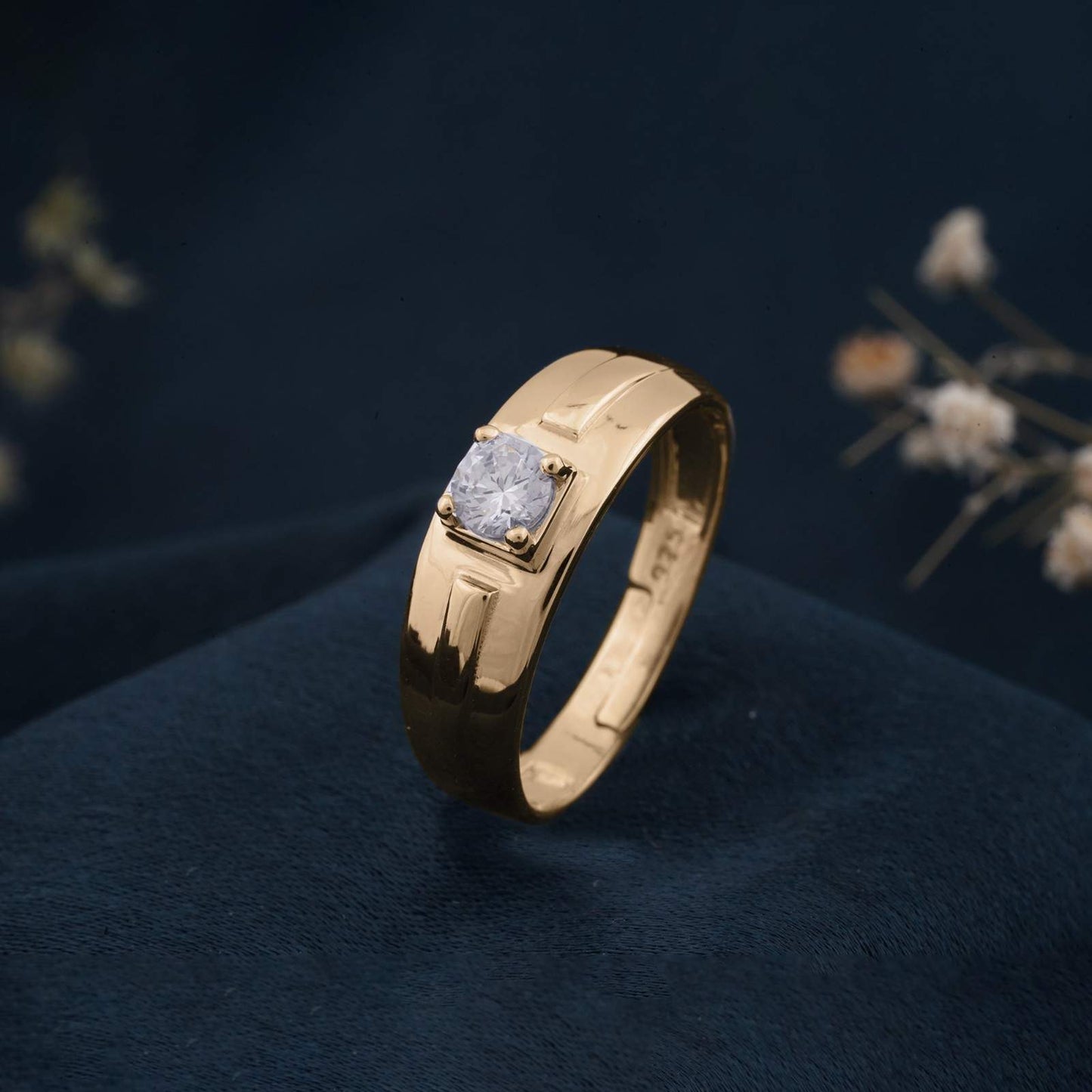 Golden Solitaire Prince Band Ring