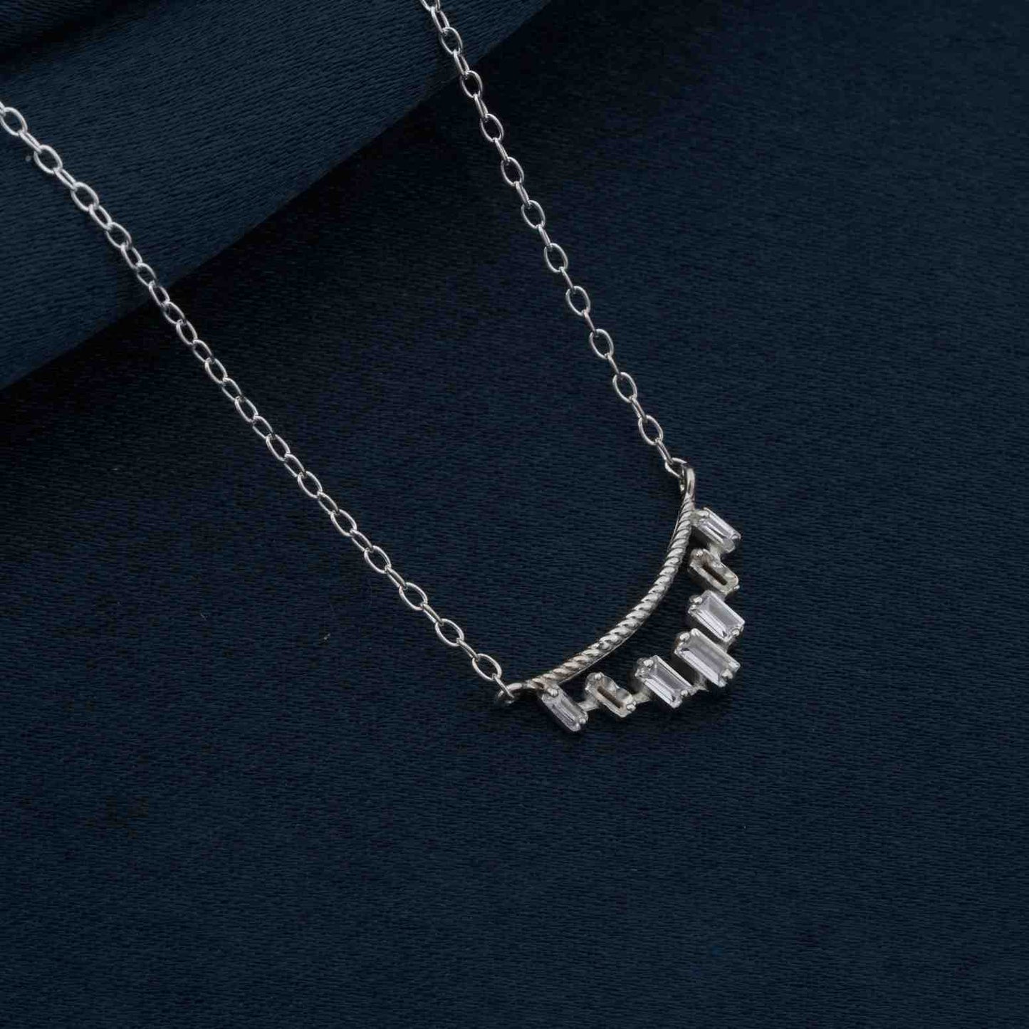 Silver Baguette Design Fancy Pendant