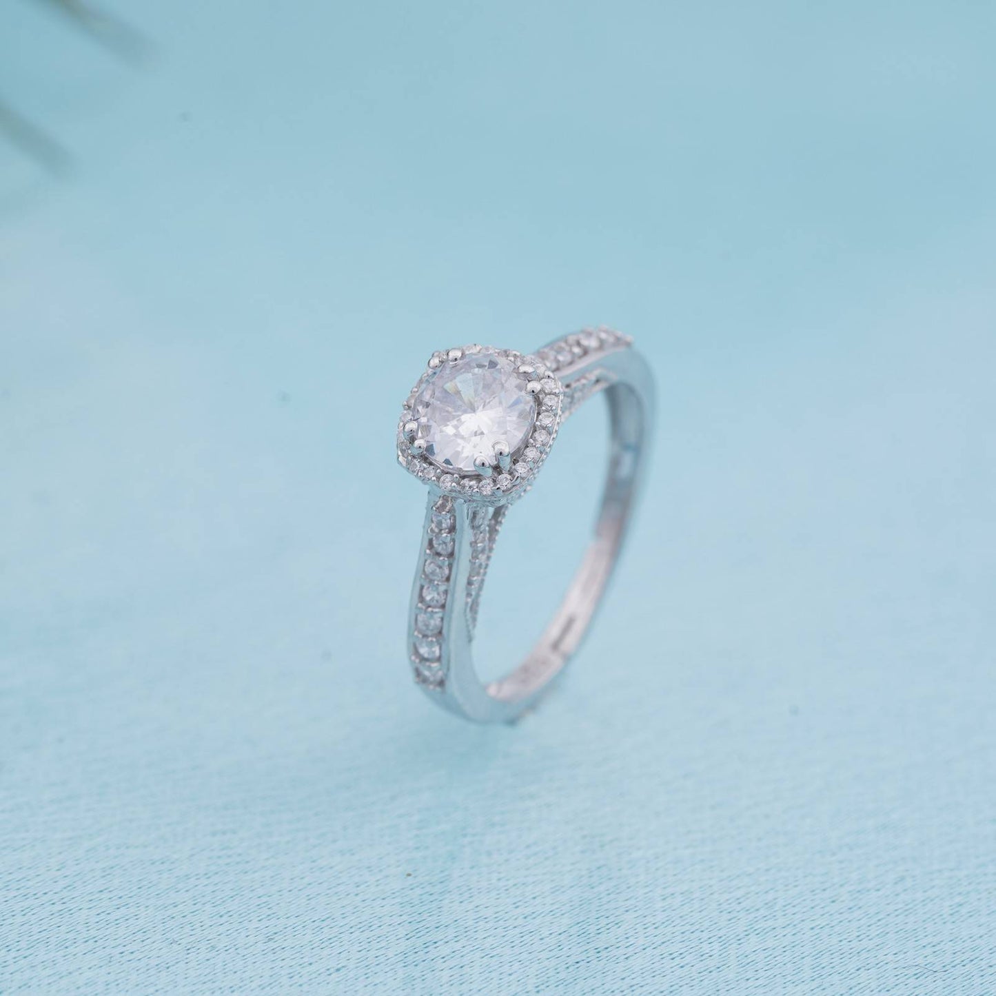 Silver Round Classic Ring