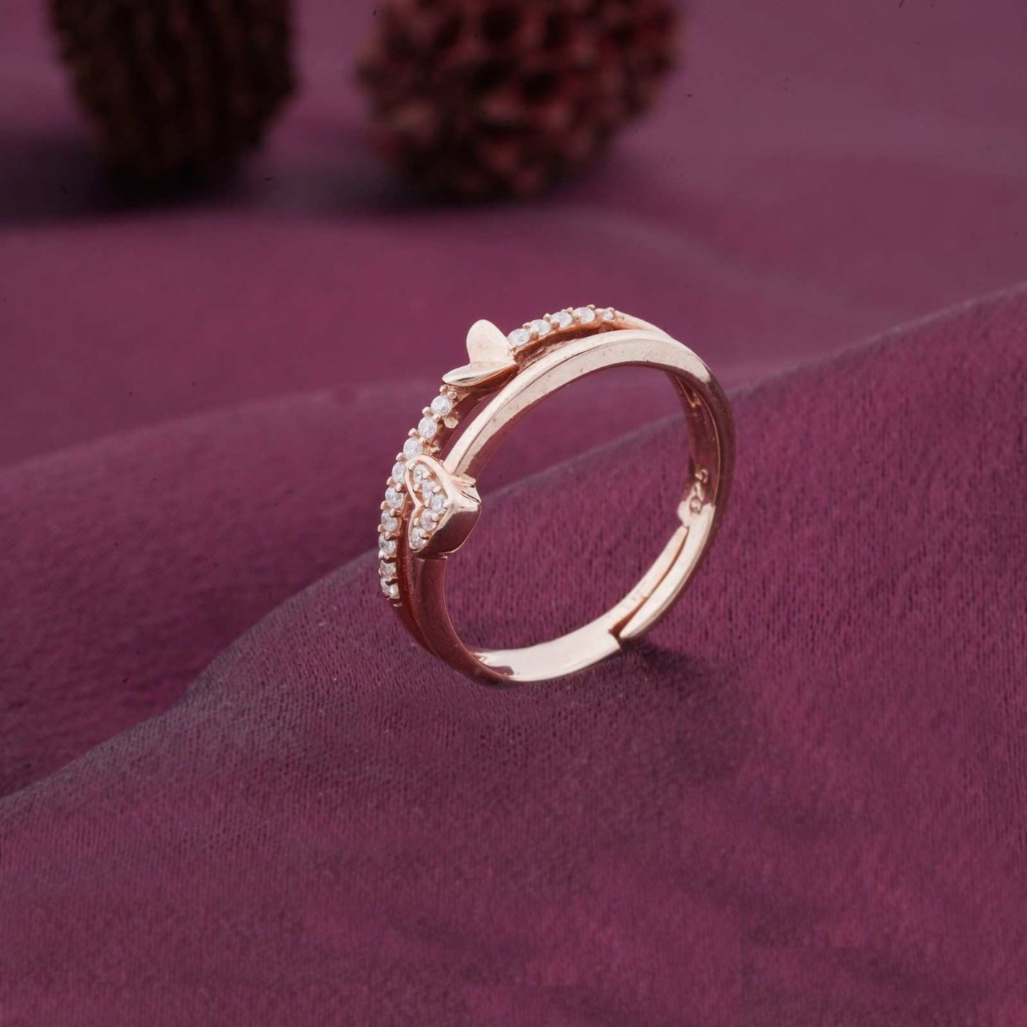 Rose Gold Aura Of Love Band Ring