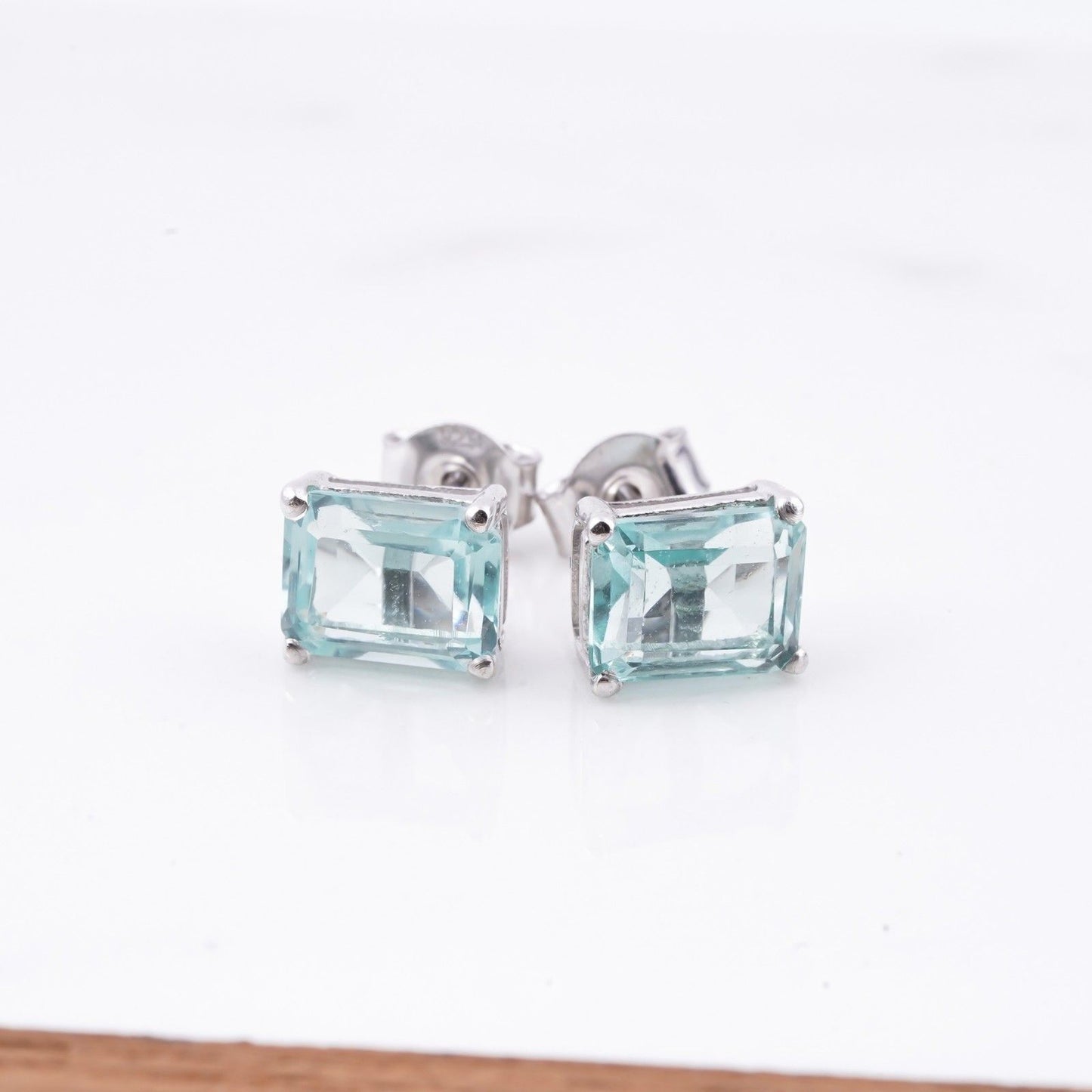 Silver Aqua Solitaire Stud Earrings