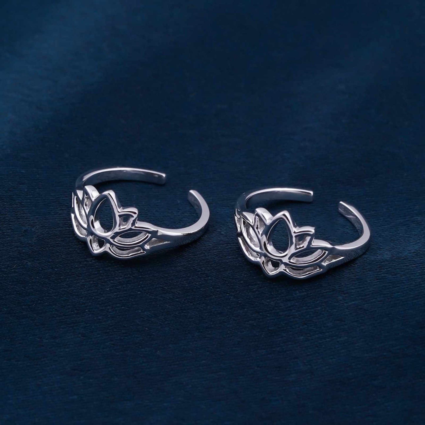 Silver Lotus Flower Toe Rings