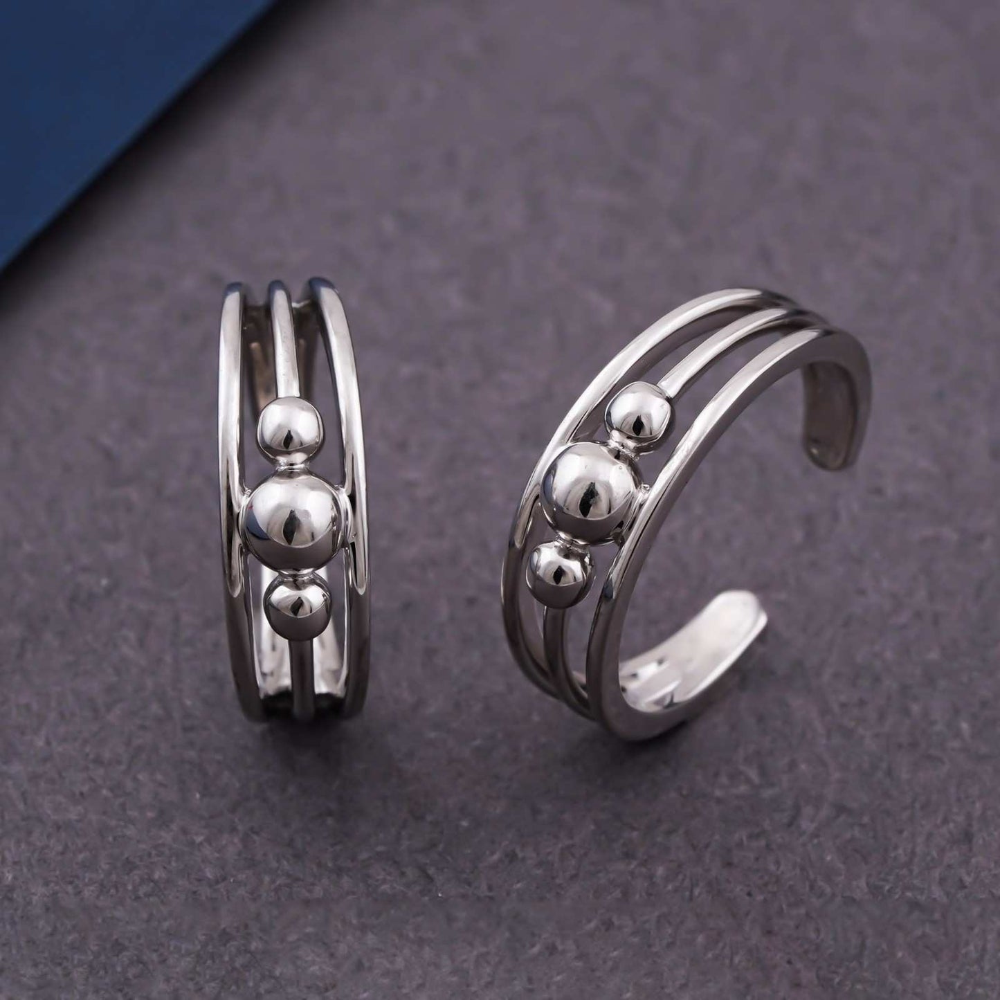 Beautiful Silver 3 Beads Toe Rings