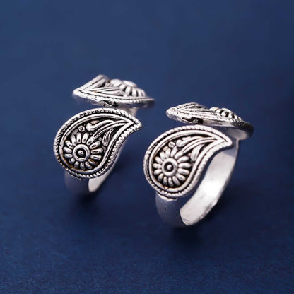 Paisley Silver Toe Rings For Women