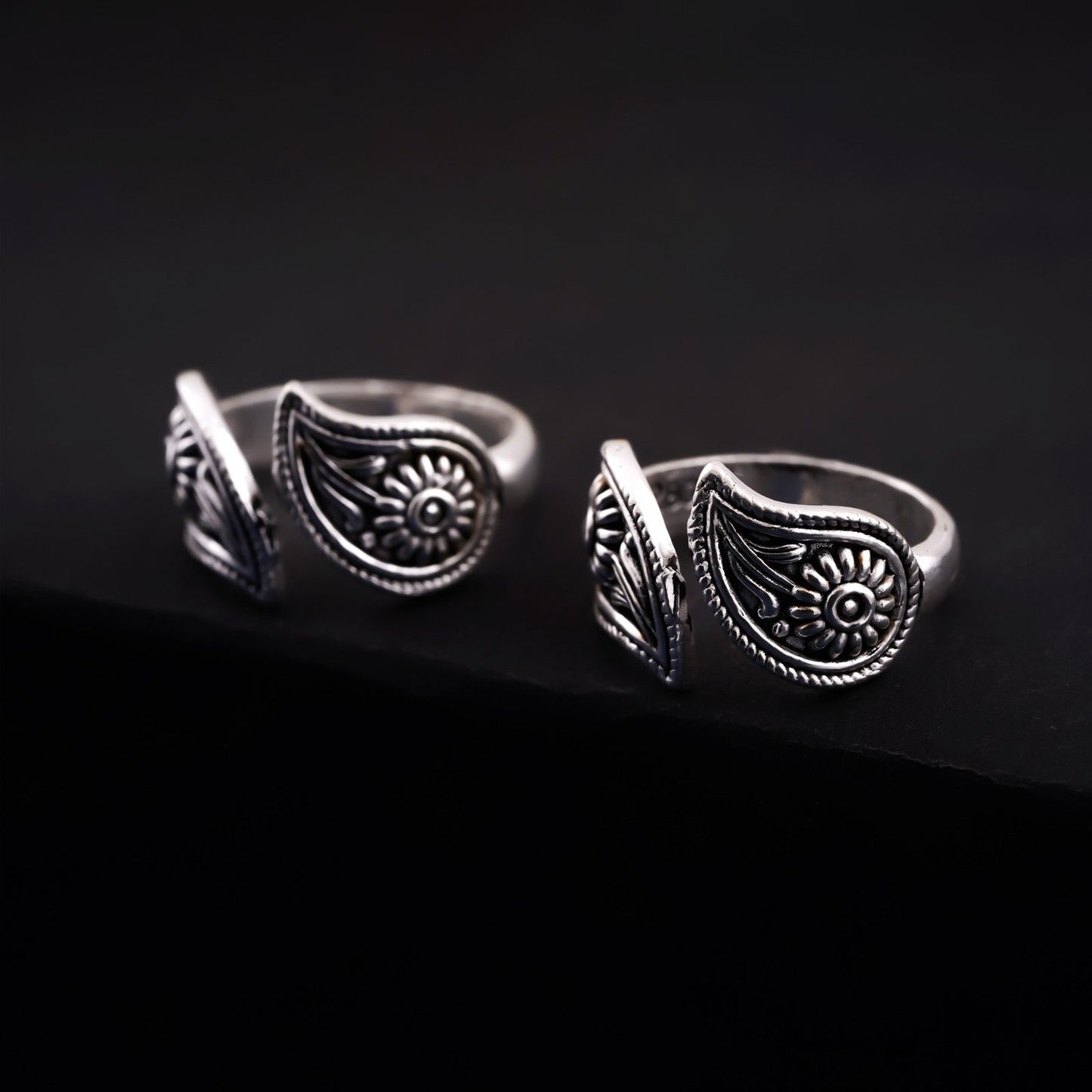 Paisley Silver Toe Rings For Women