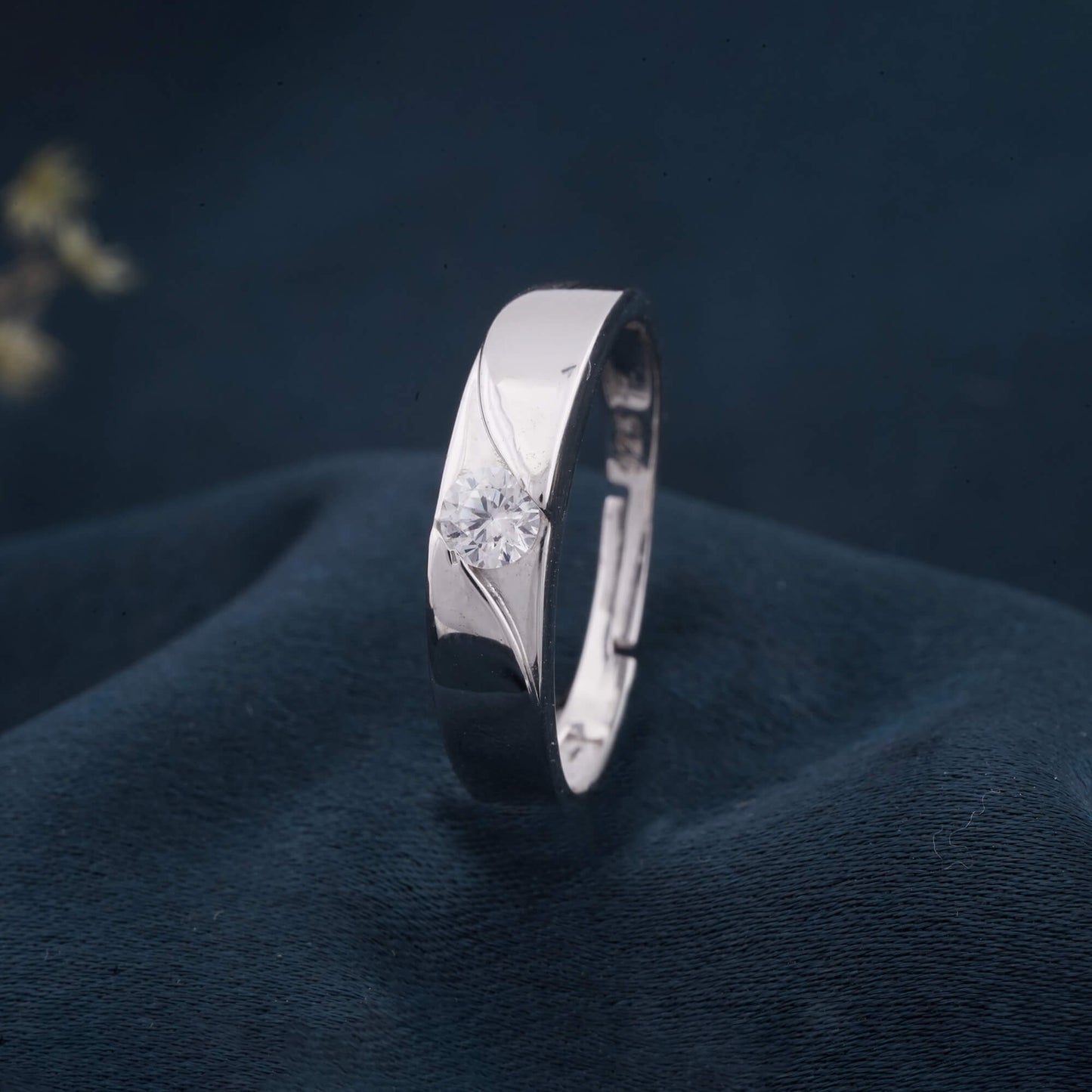 Silver Criss Cross Band For Men's